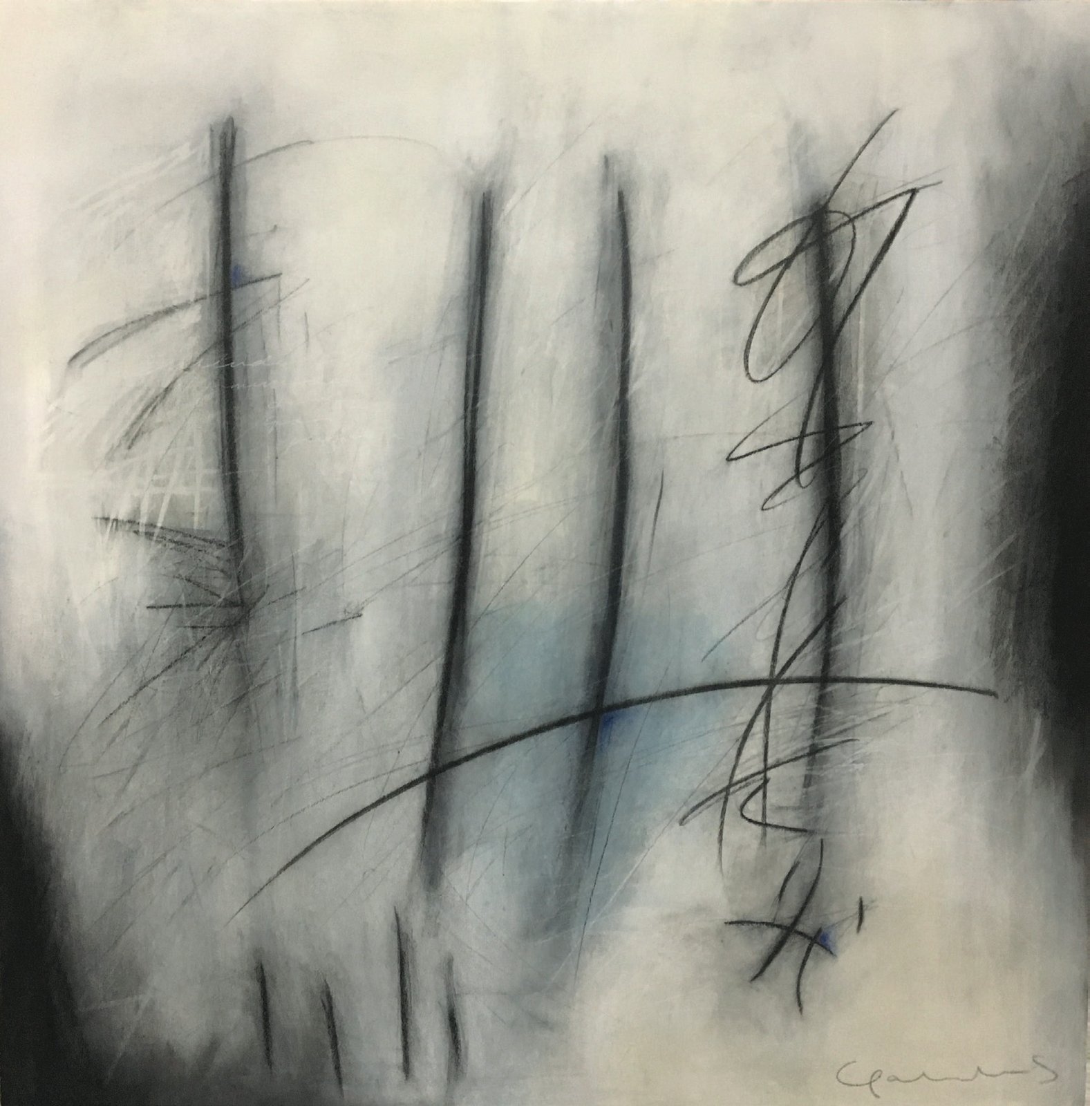 Memorias decantadas — óleo y carbón sobre tela, 90 × 90 cm, Gabriela Sánchez